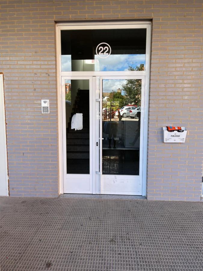 Apartamento Villamediana Suite Villamediana de Iregua Exterior photo